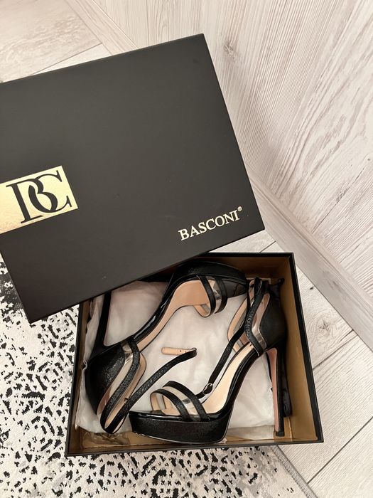 Ботинки зимние кеды 40 размер