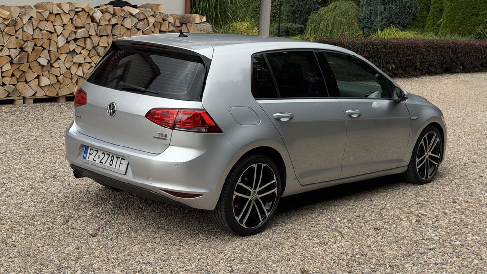 Volkswagen Golf 7 1.6 TDI 110 km  Nawigacja felgi 18 GTD