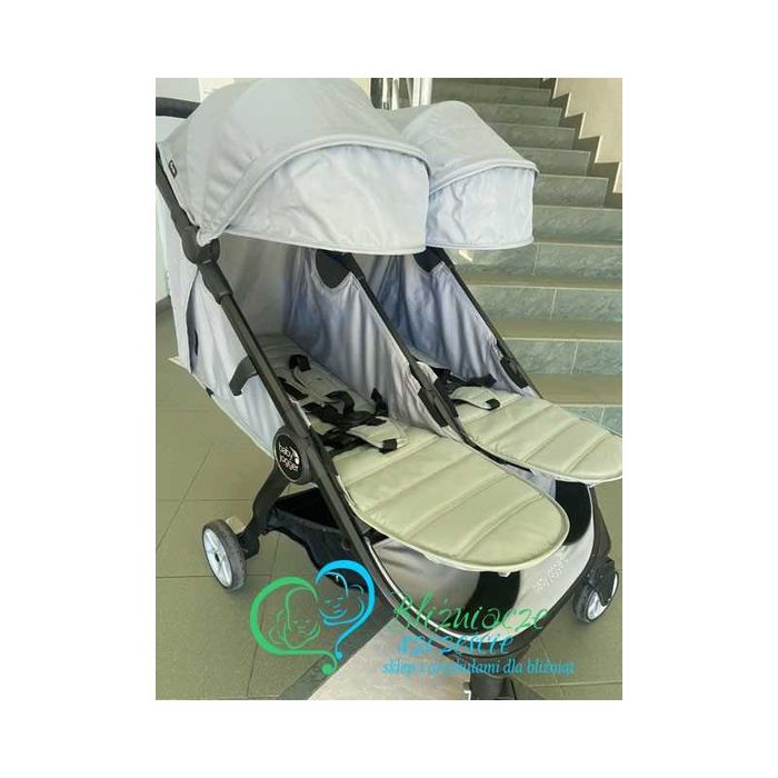 Mały wózek dla bliźniaków KOMIS