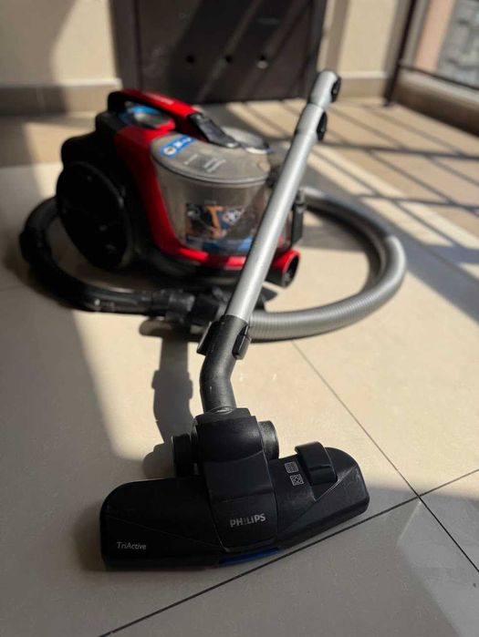 Пилесос Philips PowerPro Expert 2000w (безмішковий)