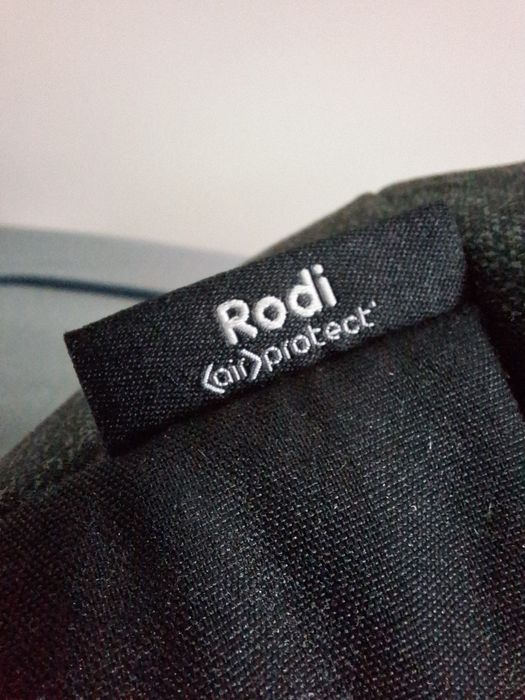 Fotelik Maxi Cosi Rodi Air Protect 15-36 kg + pokrowiec lato / zima