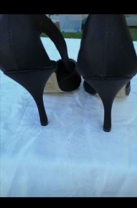 Sapatos de Marca Tamanho 39 Novos