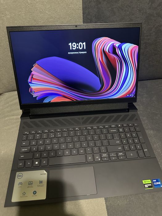 Laptop dell g15 5530