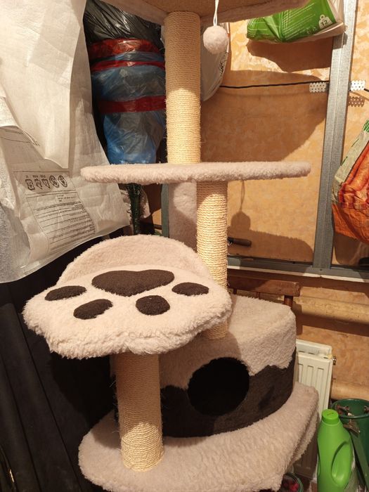 Когтеточка.домик для кота