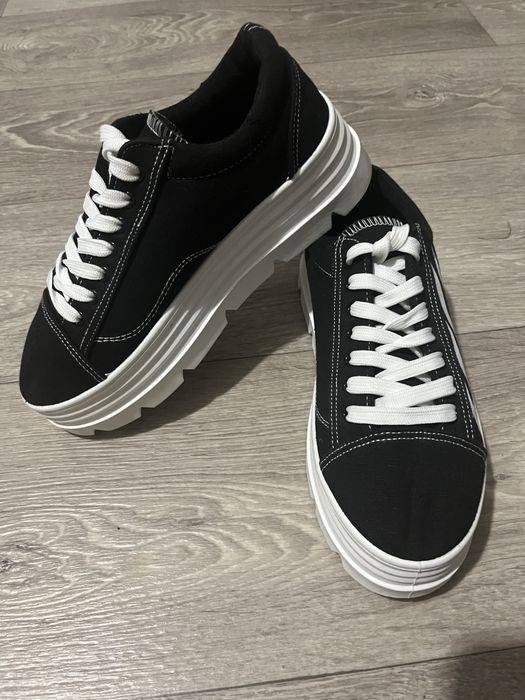 Текстильні кеди на високій підошві