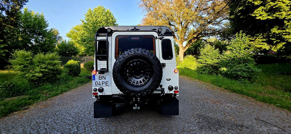 Land rover defender 110 td5