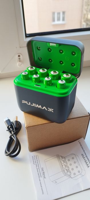 Комплект Зарядного Пристрою PUJIMAX +8 Акамуляторів(4AA+4AAA)