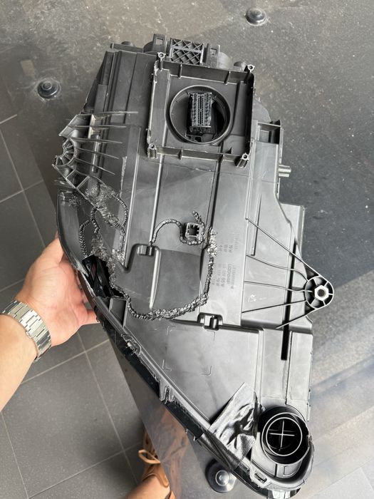 Фара Porsche Macan 23+