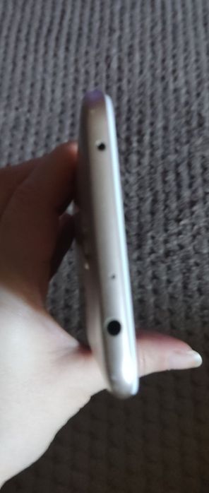 СРОЧНО Xiaomi Redmi 5 plus 3/32