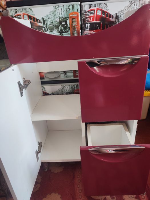 Тумба у ванну кімнату Verona на 3 полиці+раковина