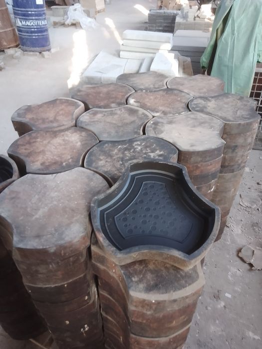 Формы для тротуарной плитки "Трусарди"(трусы)