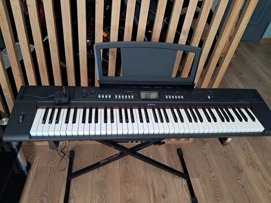 Pianino cyfrowe yamaha piaggero np-v60