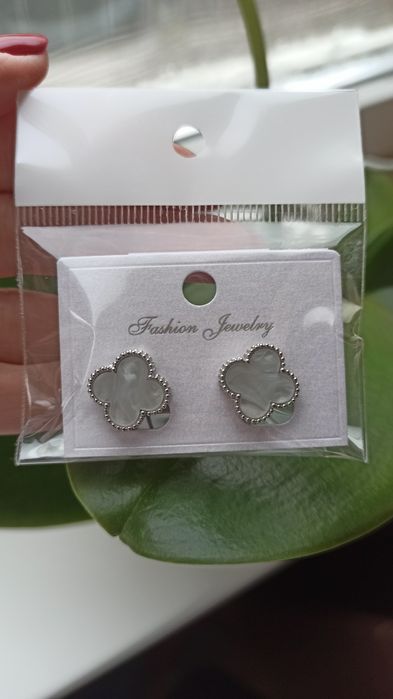 Серьги Van cleef медицинский сплав