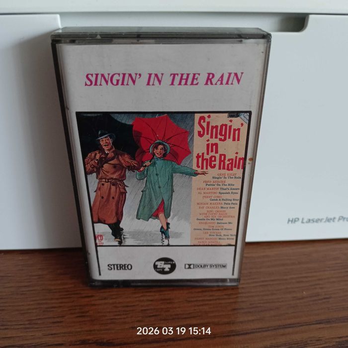 Kaseta: «Singin' in the Rain»