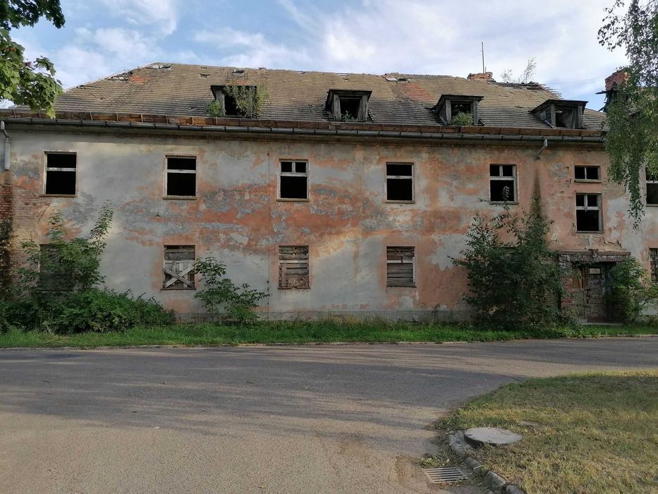 Sprzedam koszarowiec do remontu Borne Sulinowo - Widok 5