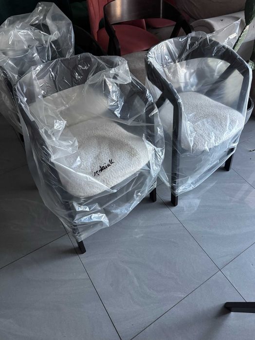 ZESTAW Stół FI 100 + 4x Krzesło drewniane