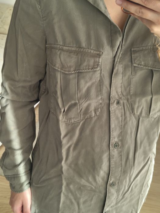 Camisa verde tropa H&M