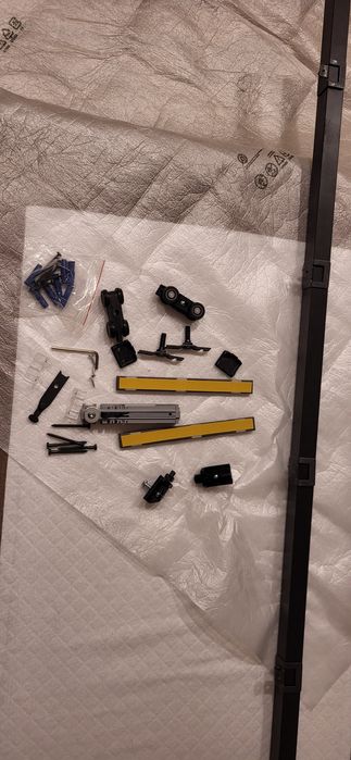 Nowe Drzwi przesuwne z lustrem