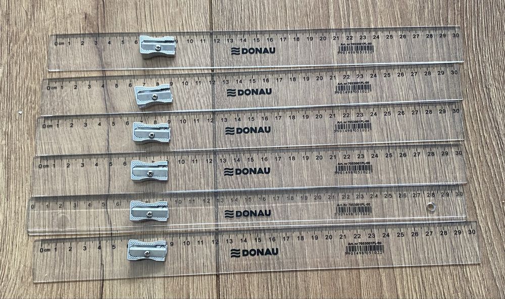 DONAU Linijka + Temeprówka