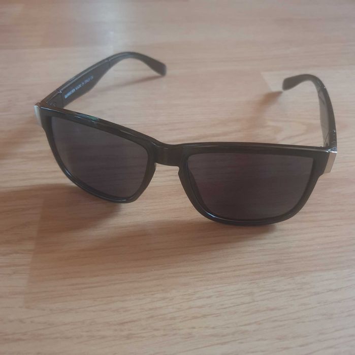 Quiksilver okulary przeciwsłoneczne uniseks czarne
