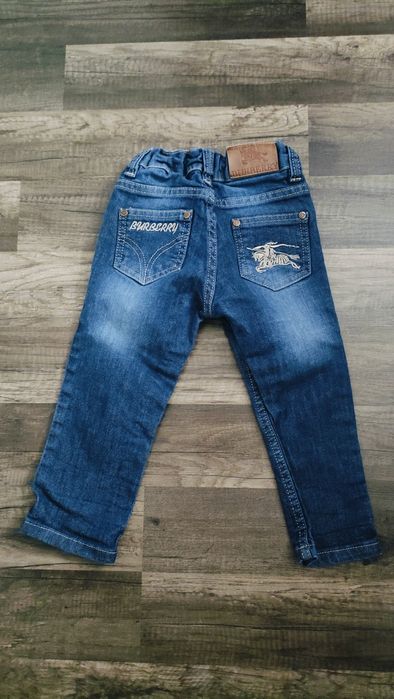 świetne jeansy BURBERRY 18/24 m w super stanie