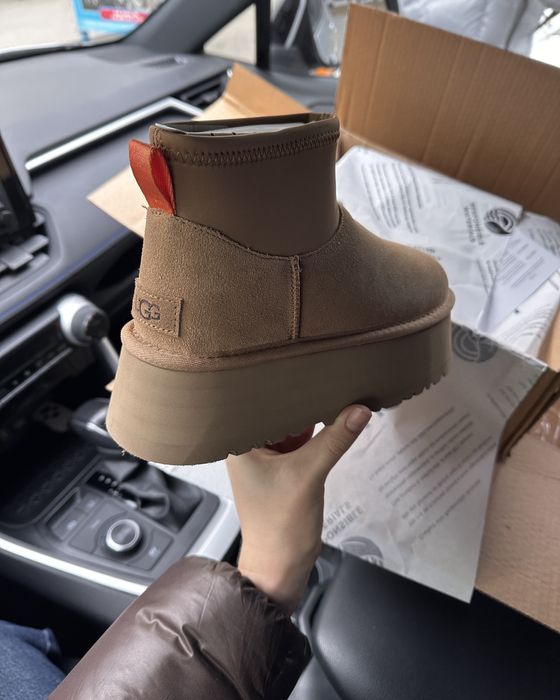 Тепленькі Ugg Classic Mini Dipper в кольорі Mustard Seed