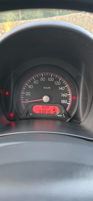 Suzuki alto 1.0i - super económico — photo 4