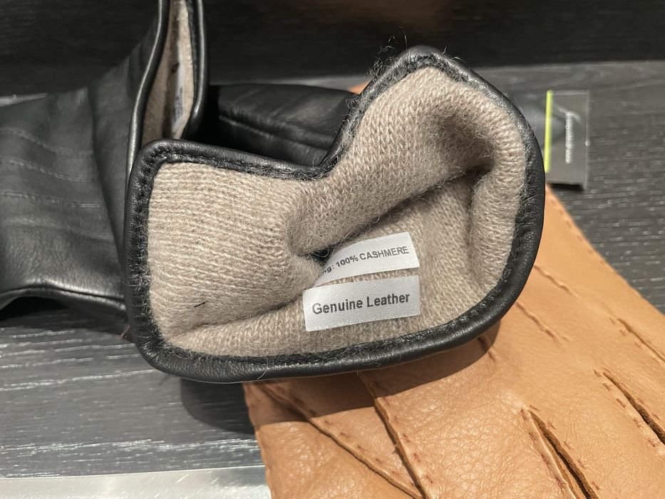 Luvas em Pele com pêlo tamanho M unisexo NOVAS!!!