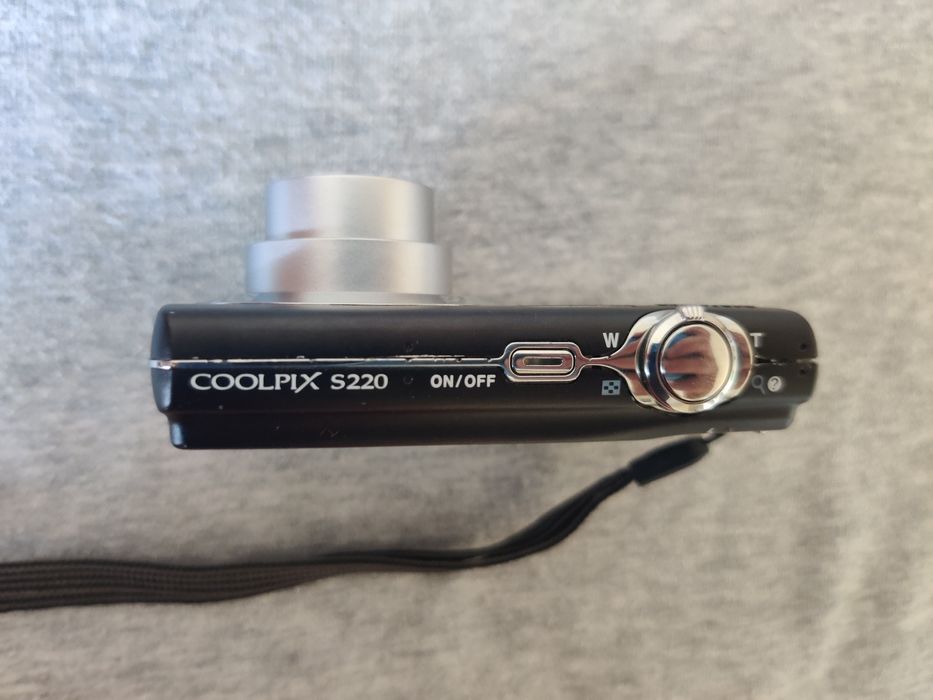 Nikon Coolpix S220 Aluminum Вінтаж Мильниця фотоапарат