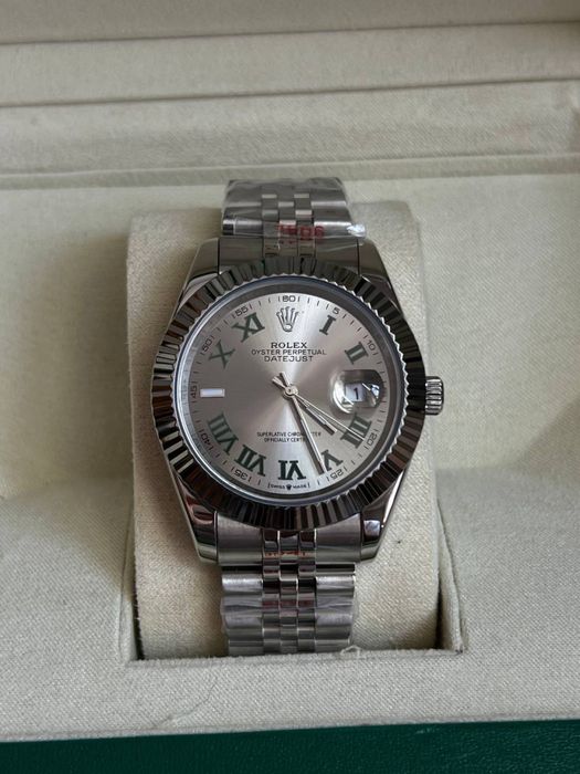 Часы в наличии Rolex