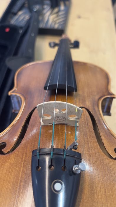 Violino 4/4 dos anos 2000