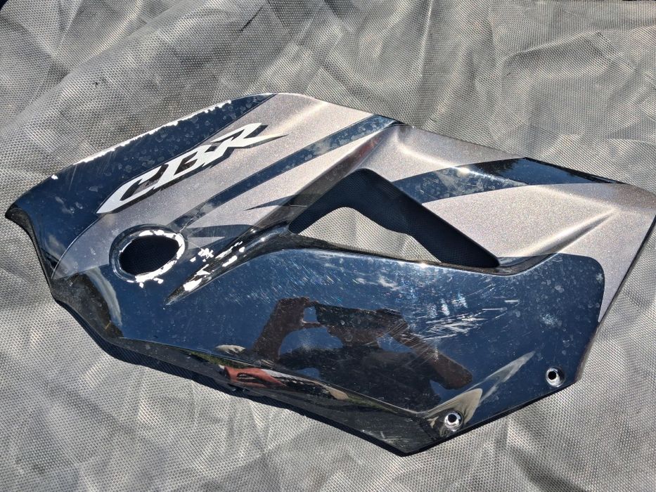 Lewa owiewka honda cbr 125 jc 39