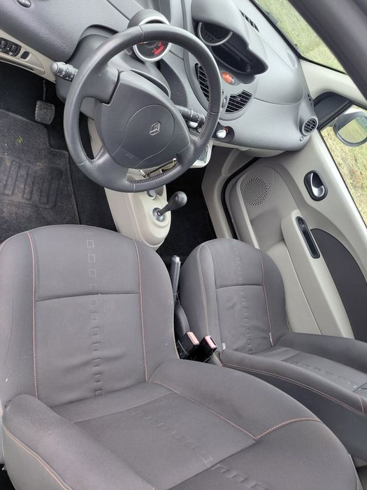 Renault Twingo 2007r 1.1cm benz 76KM Automat