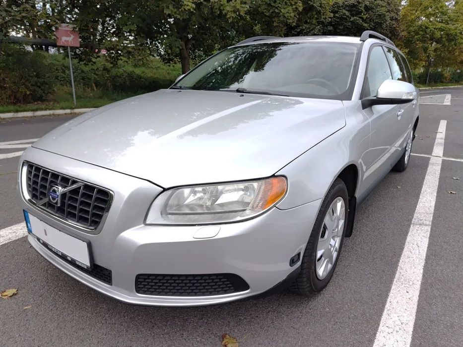Volvo V70 1999 cm3 145KM Podgrzewane fotele/Hak