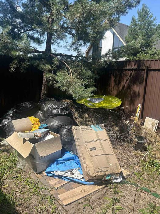 Вивіз хламу. Вивіз будівельного сміття. Вивіз сміття з вантажниками.
