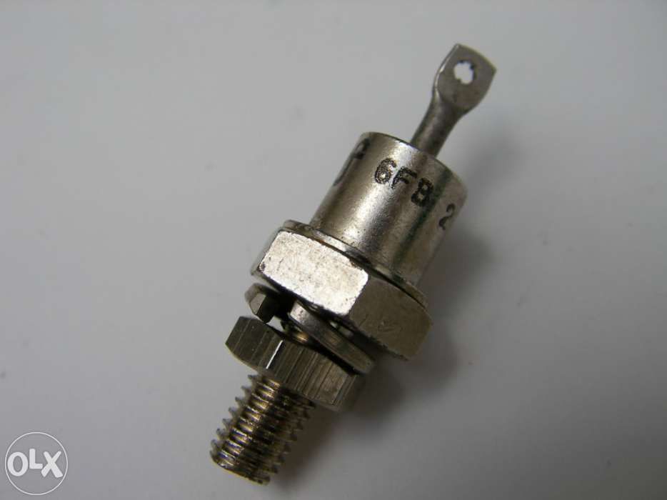 Selling a batch of heat sinks and diodes.64750485725313121