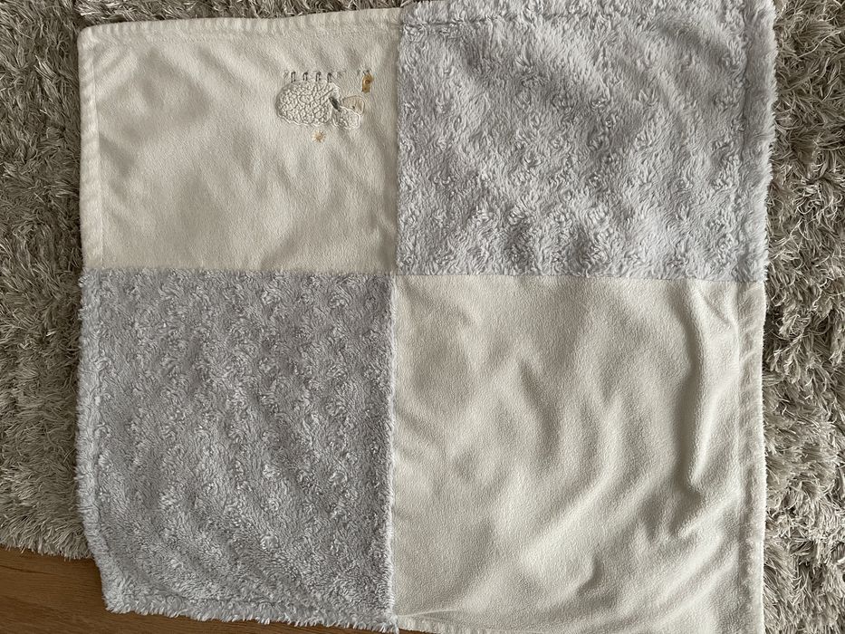 Kocyk ciepły owieczka