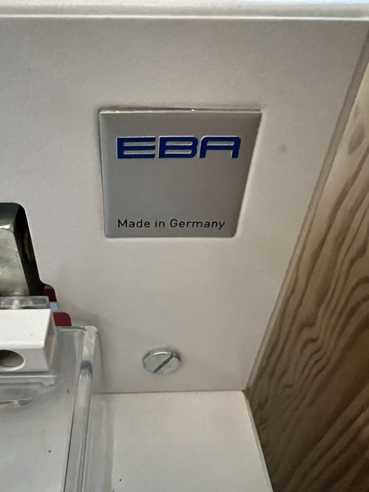 Guilhotina de papel profissional