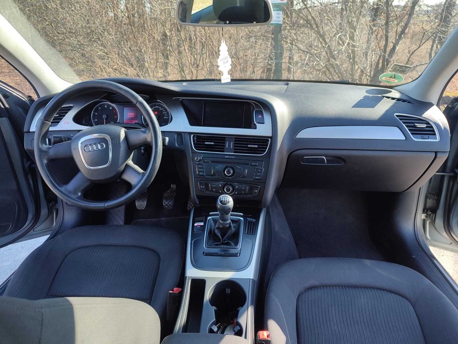 Sprzedam audi B8 rok 2009