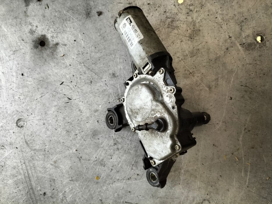 Silniczek wycieraczki tył VW passat B5 Audi A3