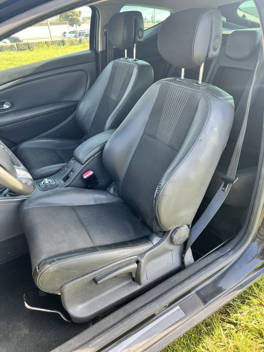 Renault Megane Coupe 2010