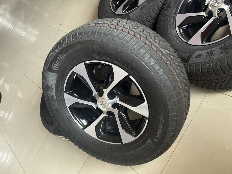 Диски оригінал Toyota Hilux r17/6/139.7 Prado 265/65/17 шини зимові