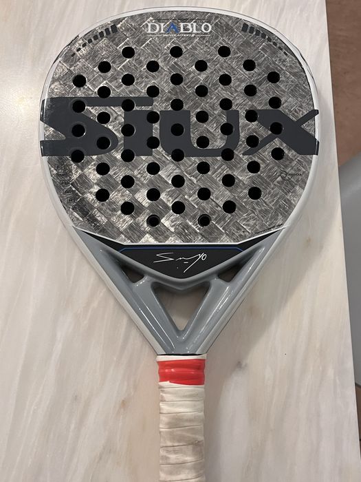 Raquete Padel Siux Diablo (partida)