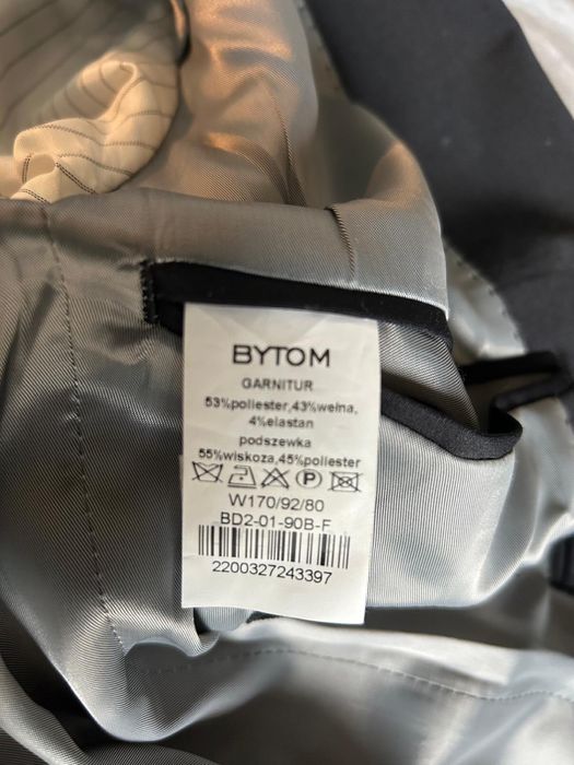 Męski garnitur Bytom