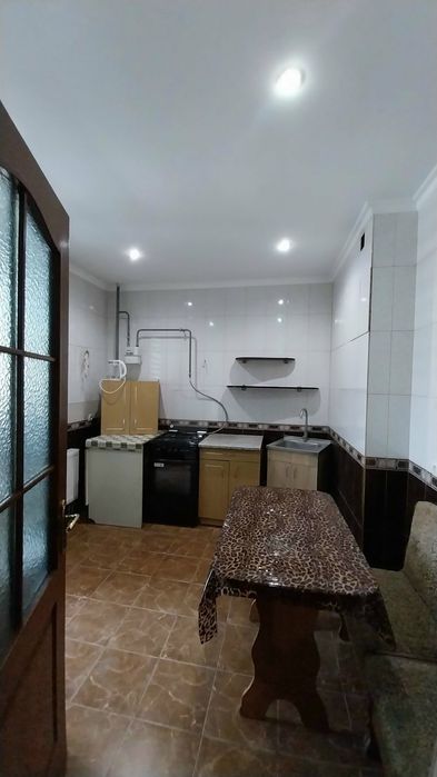 Сдаю 2 комнатную квартиру в новострое! Район Французского бульвара.