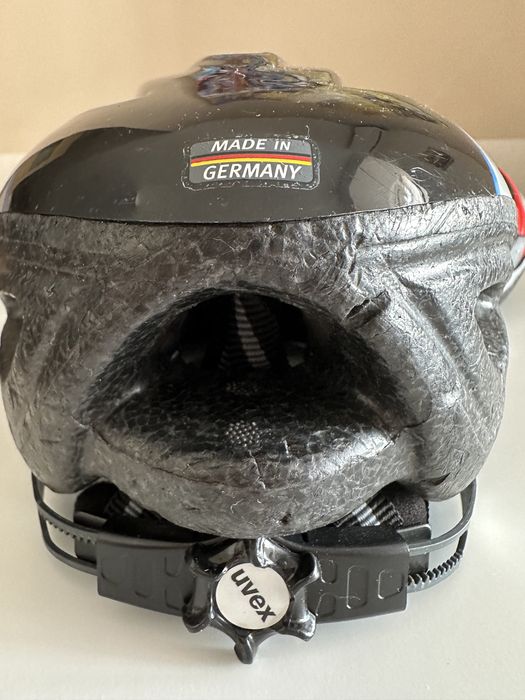 Захисні дитячі шоломи