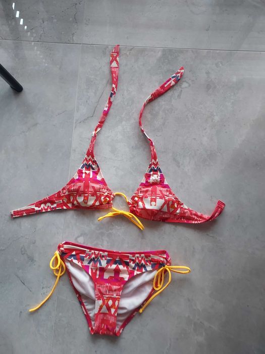 Dwuczęściowy kostium kąpielowy adidas