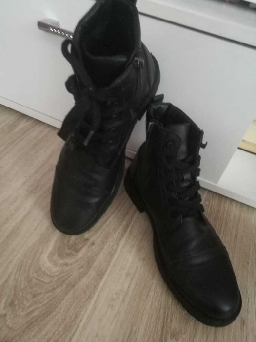 Чоловіче взуття  42розмір