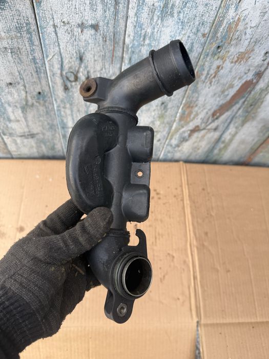 Патрубок турбины Ford Focus 2