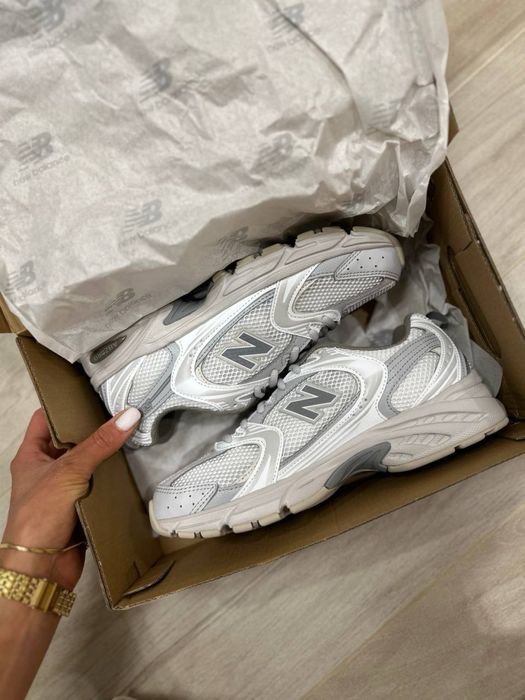 Оригінальні кросівки New Balance U530NEC